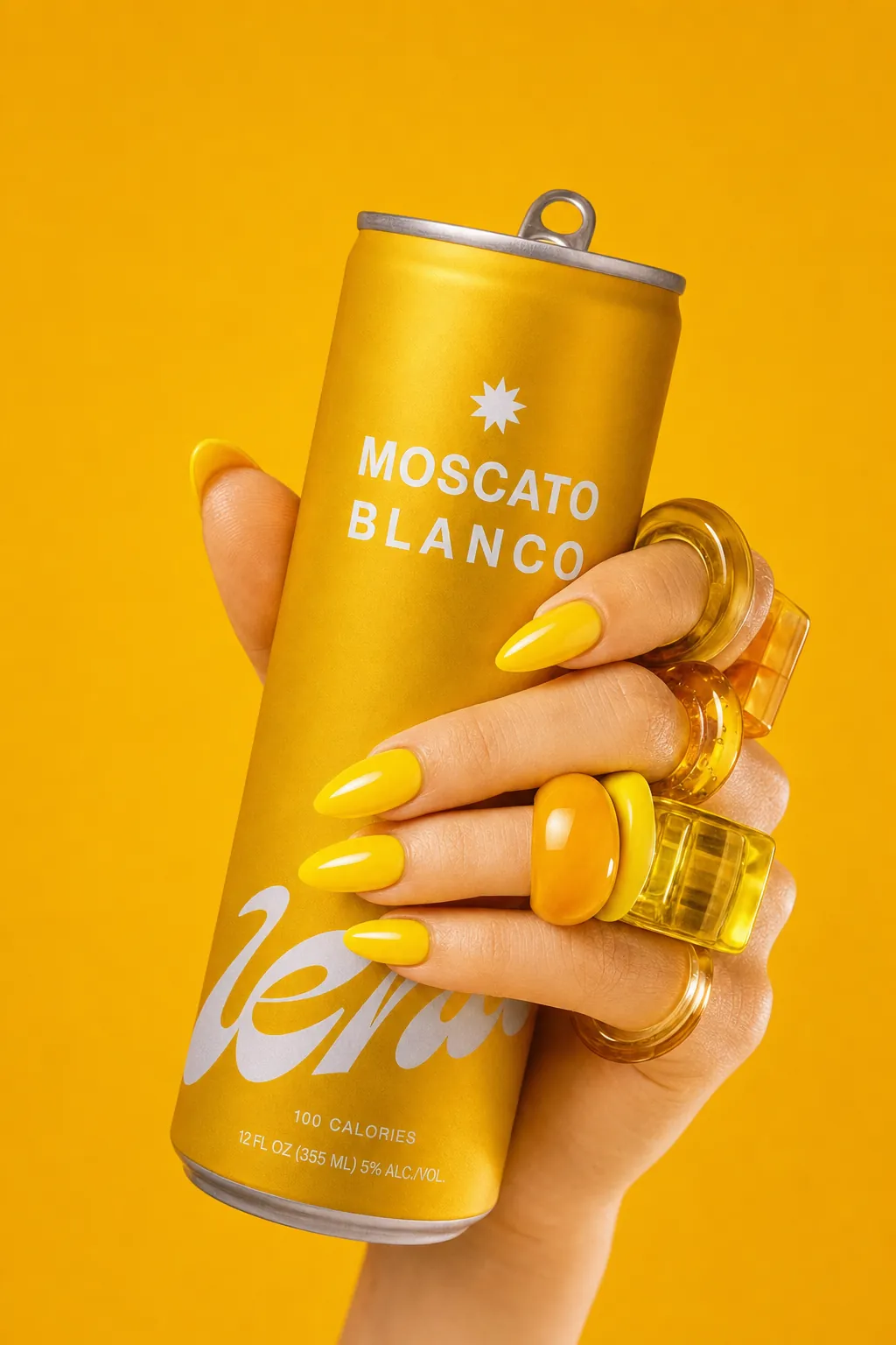 Lento Moscato Blanco — lata en mano